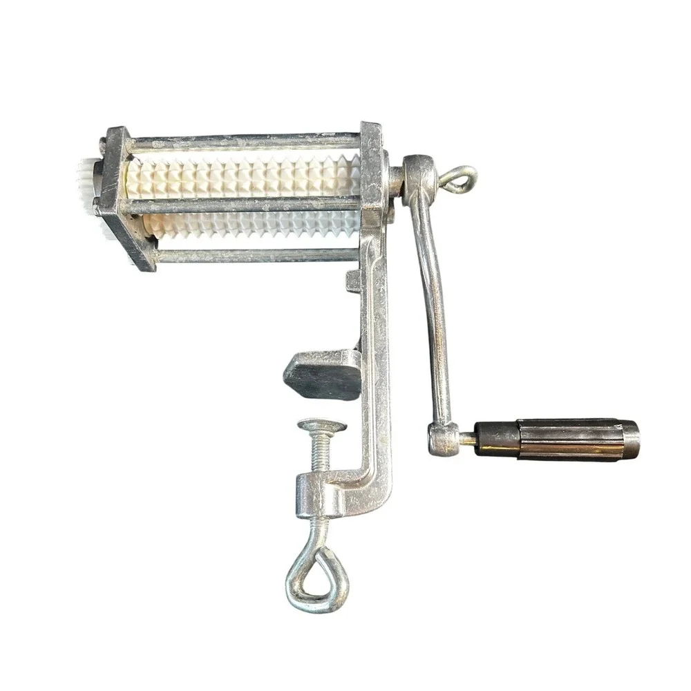 Manual Hand Crank Meat Tenderizer Dual Spiked Rollers Table Mount C-Clamp Silver